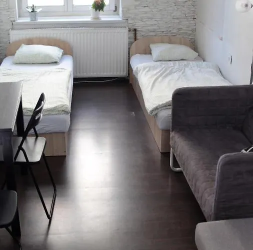 אכסניה Pit Stop