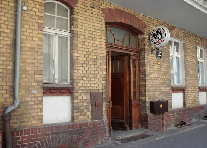 Pit Stop אכסניה